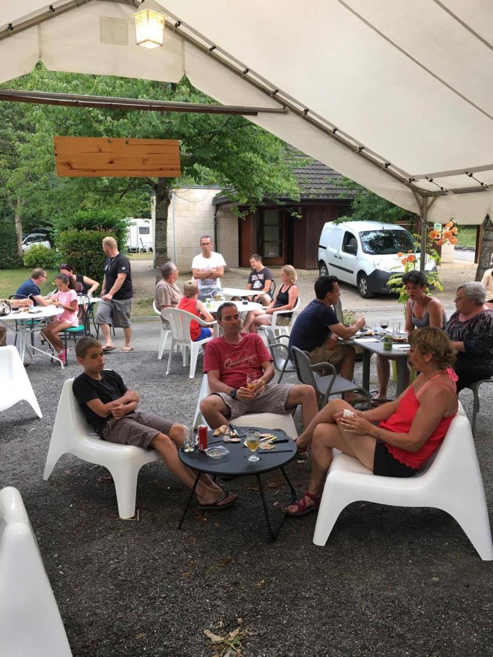 Le Pas De L'Ours Hotel Aston Luaran gambar